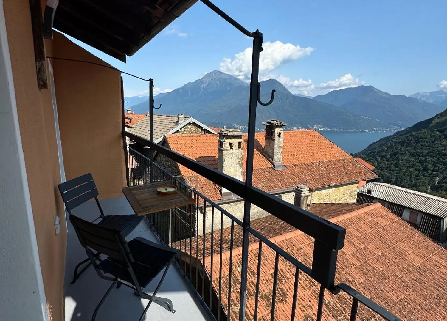 Scintille Degli Dei Villa Gravedona 0*,  Italy